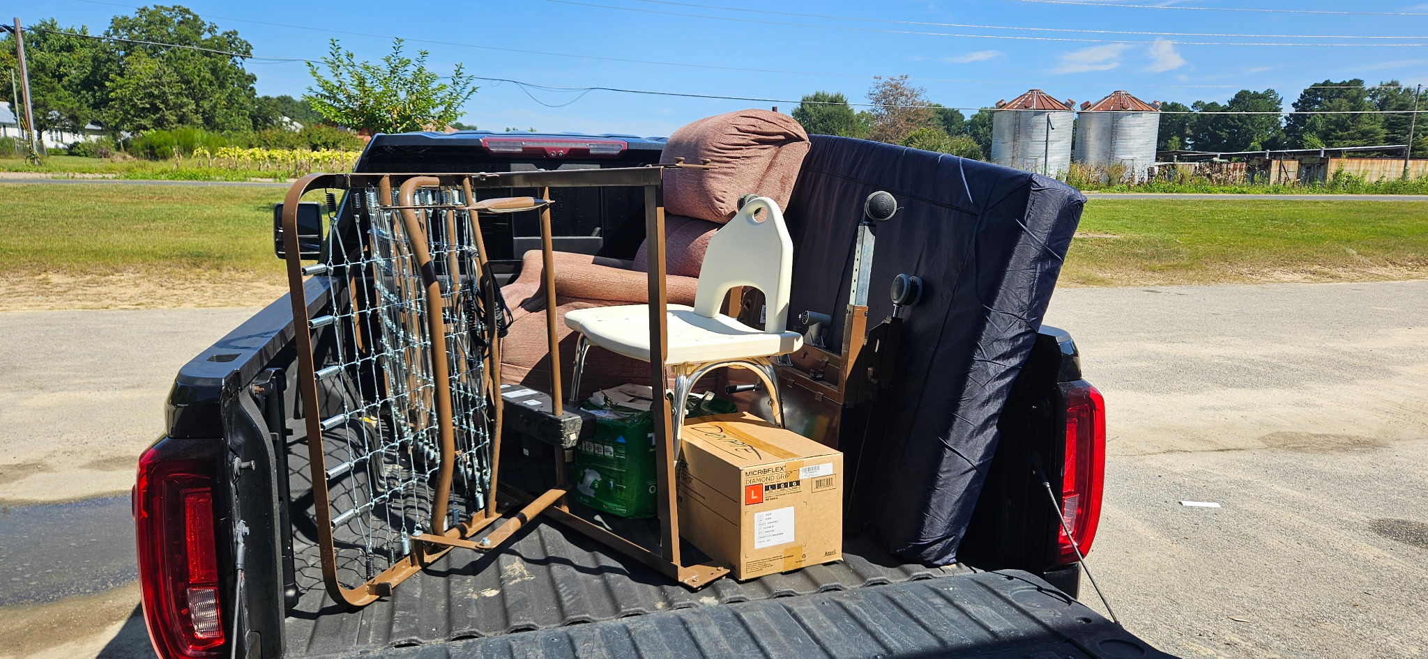 Picture of truck loaded with supplies